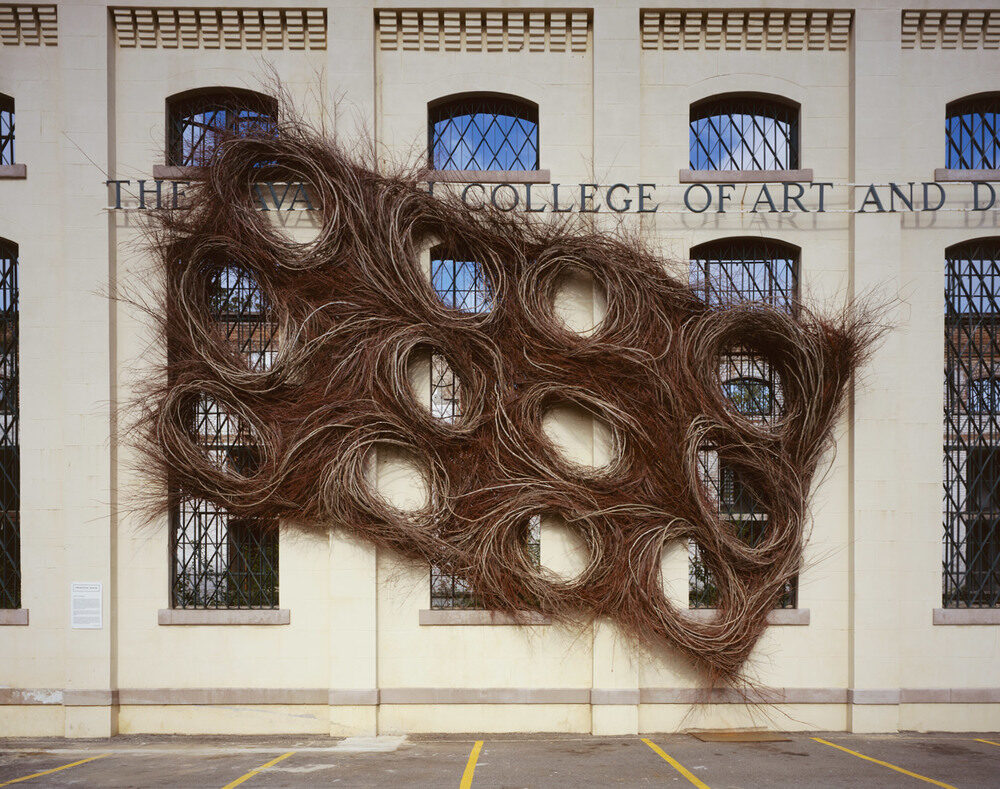 Sculptor, Patrick Dougherty, Stickwork (North Carolina, USA)